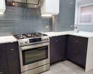 2 Bedrooms, Roscoe Village Rental in Chicago, IL for $2,395 - Photo 1