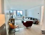 2 Bedrooms, Lincoln Square Rental in NYC for $6,775 - Photo 1