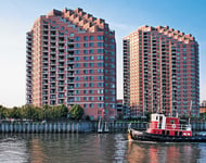3 Bedrooms, The Waterfront Rental in NYC for $5,639 - Photo 1