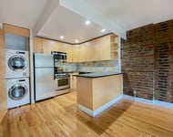  E 11th St - Photo 1