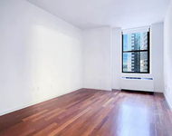 Wall Street - Photo 1
