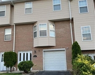 Unit for rent at 1104 Wingate Dr, Robinson Twp - NWA, PA, 15205