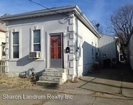 Unit for rent at 947 E Oak St, Louisville, KY, 40204