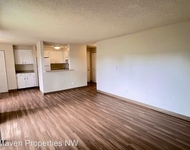 Unit for rent at 130 S Conway Pl, Kennewick, WA, 99336