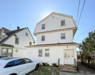 Unit for rent at 28 Brooklyn Avenue, Valley Stream, NY, 11581