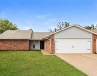 Unit for rent at 2013 Vanishing Trail, Edmond, OK, 73013