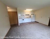 Unit for rent at 946 W. Macarthur Ave, Eau Claire, WI, 54701