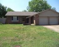 Unit for rent at 622 Sunset Drive, Edmond, OK, 73003