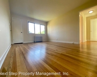 Unit for rent at 105 Ne 61st Ave 1-21, Portland, OR, 97213