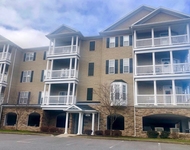 Unit for rent at 2624 Suncrest Village, Morgantown, WV, 26505