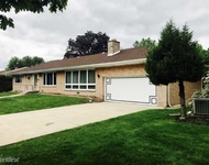 Unit for rent at 7248 N Kildare Ave, Lincolnwood, IL, 60712