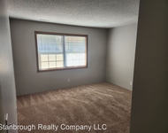 Unit for rent at 708 16th Street, Des Moines, IA, 50314
