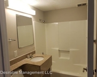 Unit for rent at 15910 Warwick Blvd, Newport News, VA, 23608