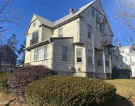 Unit for rent at 125 Auburn St #1l, cranston, RI, 02910