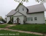 Unit for rent at 1700, 1702 Smith St, Burlington, IA, 52601