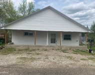 Unit for rent at 111 Broad St, Saint Clairsville, OH, 43950