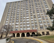 Unit for rent at 4300 W Ford City Drive, Chicago, IL, 60652