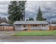 Unit for rent at 211 Cherry Avenue, Oregon City, OR, 97045