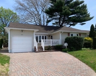 Unit for rent at 516 Lariat, Bethpage, NY, 11714