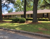 Unit for rent at 2208 Marietta Avenue, Muscle Shoals, AL, 35661