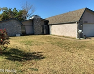 Unit for rent at 2907 Robin Road, Midwest City, OK, 73110