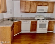 Unit for rent at 20676 Fairmount Blvd., Shaker Heights, OH, 44118