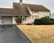 Unit for rent at 9 Arcadia Ln, Hicksville, NY, 11801