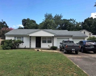 Unit for rent at 4655 Kimberly Dr, Pensacola, FL, 32526