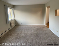 Unit for rent at 4344 Mcclure Ave, Gurnee, IL, 60031