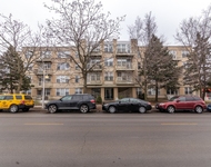 Unit for rent at 2501 W Touhy Avenue, Chicago, IL, 60645