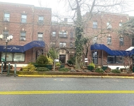 Unit for rent at 7 Bond Street, Great Neck, NY, 11021