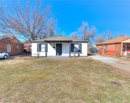 Unit for rent at 515 E Douglas Drive, Midwest City, OK, 73110