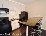 Unit for rent at 800 Ogden Avenue, Downers Grove, IL, 60515