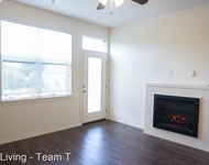 Unit for rent at 3754 Se Powell Blvd, Portland, OR, 97202