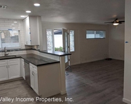 Unit for rent at 2737 E Glenrosa Ave, Phoenix, AZ, 85016