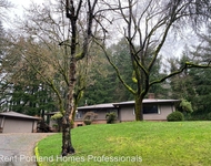 Unit for rent at 10275 Se Hillcrest Drive, Happy Valley, OR, 97086