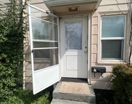 Unit for rent at 630 W 10th Ave, Eugene, OR, 97402