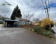 Unit for rent at 798 W 28th Ave, Eugene, OR, 97405
