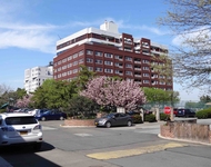 Unit for rent at 80 Bay Street Landing, Staten Island 646-338-5576, NY, 10301