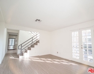 Unit for rent at 957 S Gramercy Dr, Los Angeles, CA, 90019