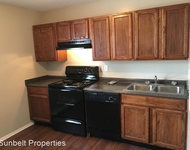 Unit for rent at 2205 Bemiss Rd, Valdosta, GA, 31602