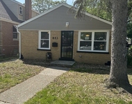 Unit for rent at 853 W Vermont Avenue, Chicago, IL, 60643