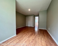 Unit for rent at 2500 Se Tarbell Ave, Milwaukie, OR, 97267