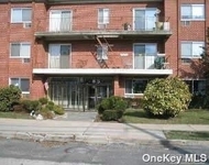 Unit for rent at 85 Nw Centre Ave, Rockville Centre, NY, 11570