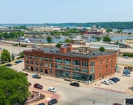 Unit for rent at 40 Main, Dubuque, IA, 52001