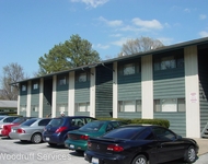 Unit for rent at Stone Gate Apartments 703 S. Wall, Carbondale, IL, 62901