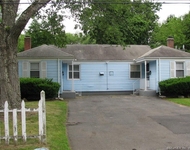 Unit for rent at 3 Willow Lane, Bloomfield, CT, 06002