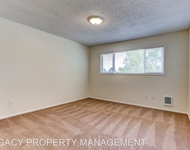 Unit for rent at 2717 Se Chestnut Street, Portland, OR, 97267