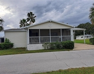 Unit for rent at 36139 Citrus Boulevard, GRAND ISLAND, FL, 32735