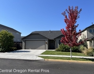 Unit for rent at 899 Nw 24th Street, Redmond, OR, 97756